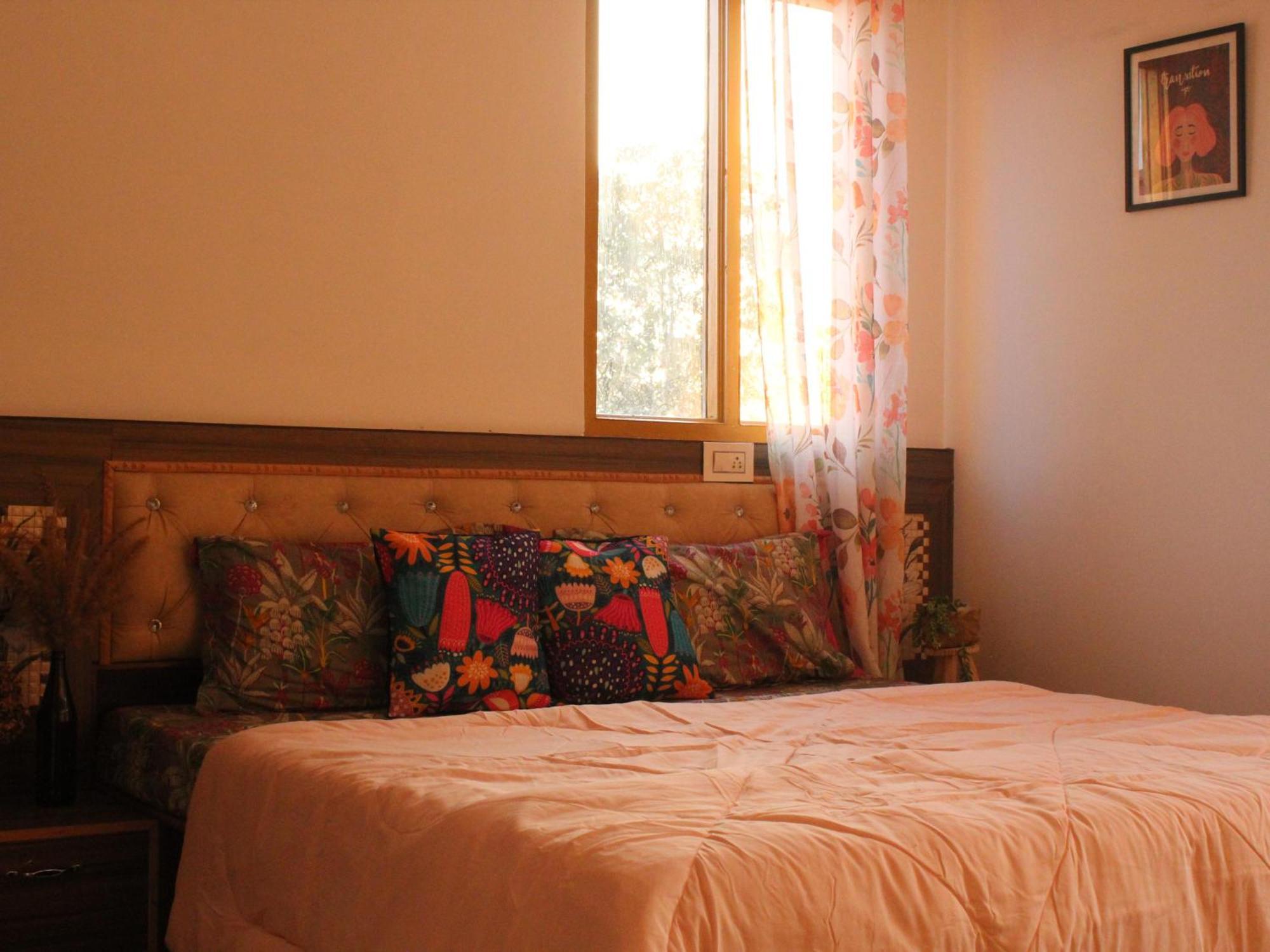 Hostel La Casa By Cosmic Kriya Bīr Exteriér fotografie